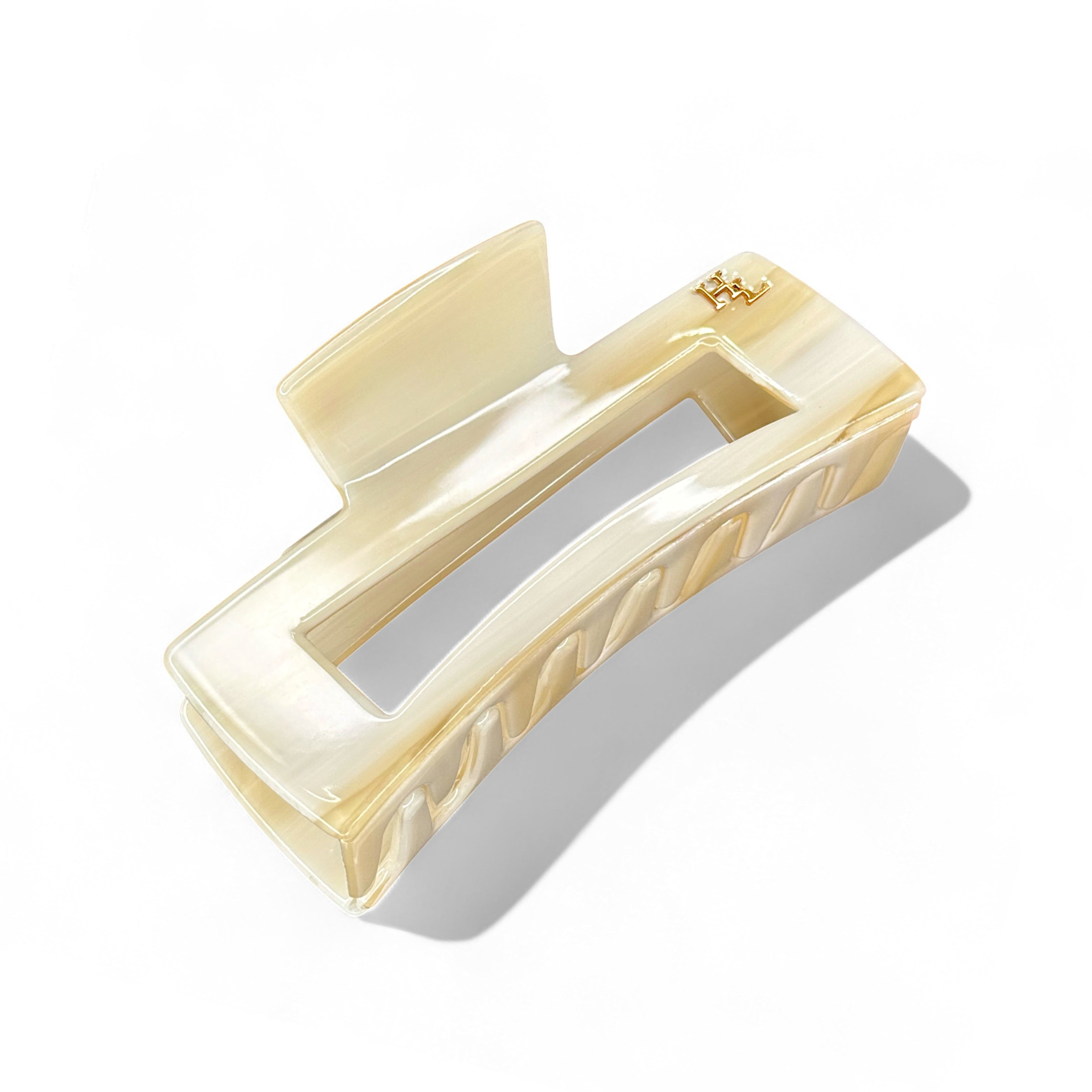 Ecofriendly Acetate Large Claw - Sand